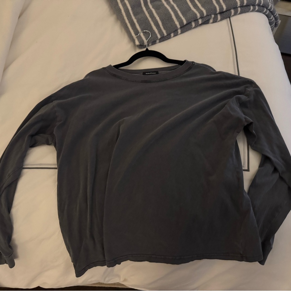 Richer Poorer Navy Long Sleeve T-Shirt Size Large